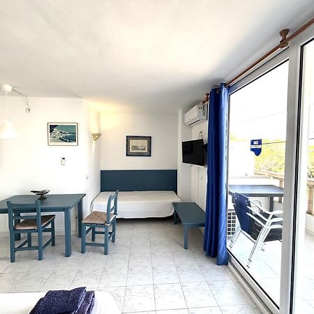 Apartamentos Can Marsalet Puerto Colom Dış mekan fotoğraf