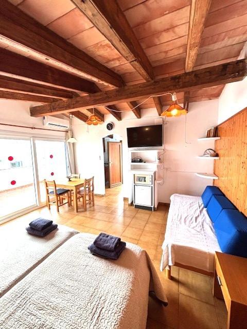 Apartamentos Can Marsalet Puerto Colom Dış mekan fotoğraf
